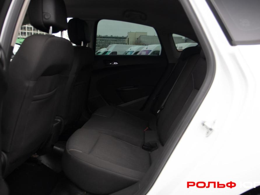 Opel Astra J Рестайлинг Москва  - изображение 8