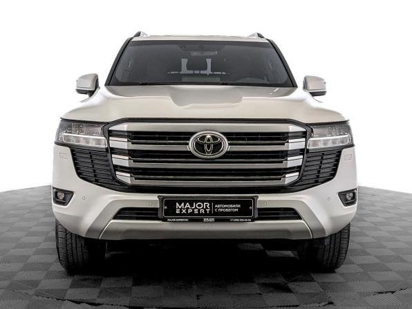 Toyota Land Cruiser 300 Series с пробегом 2023 года, цена 9 300 000 рублей, 63304 км, внедорожник, Автокод Объявления