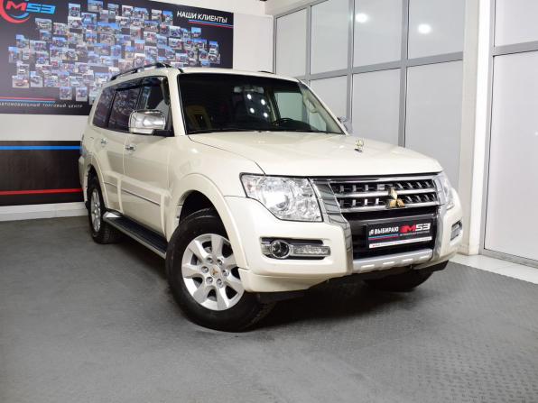 Mitsubishi Pajero IV Рестайлинг 2 с пробегом 2021 года, цена 4 685 995 рублей, 66021 км, внедорожник, Автокод Объявления