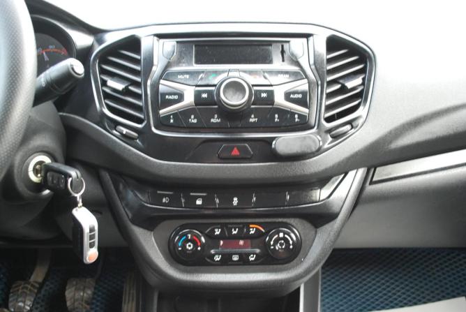 Lada (ВАЗ) Vesta I с пробегом 2017 года, цена 850 000 рублей, 75800 км, седан, Автокод Объявления