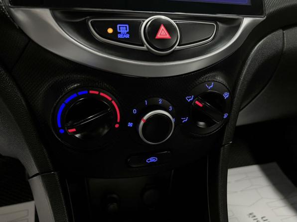 Hyundai Solaris I с пробегом 2013 года, цена 610 000 рублей, 262900 км, седан, Автокод Объявления