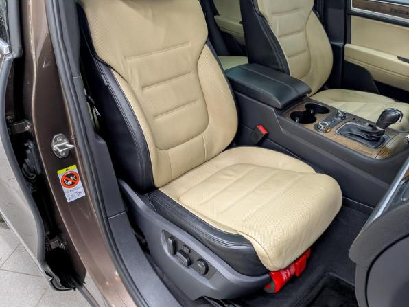 Volkswagen Touareg II с пробегом 2012 года, цена 3 200 000 рублей, 135005 км, внедорожник, Автокод Объявления
