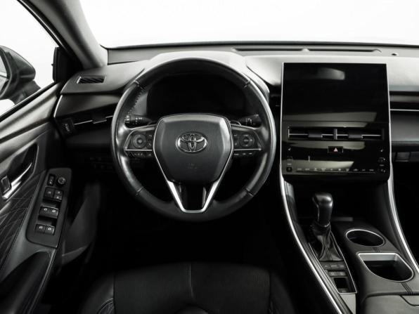 Toyota Avalon V с пробегом 2022 года, цена 3 699 000 рублей, 65124 км, седан, Автокод Объявления