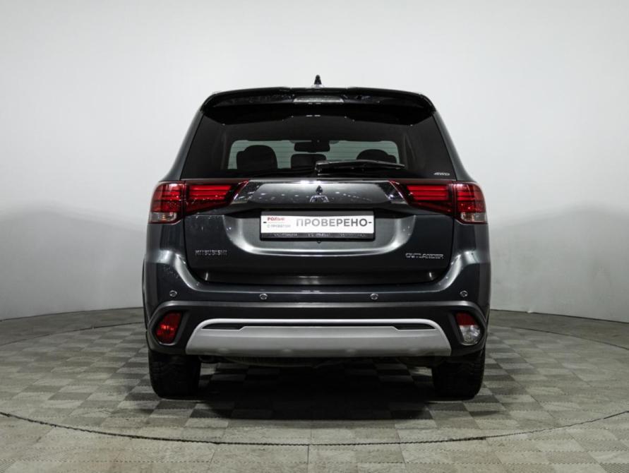 Mitsubishi Outlander III Рестайлинг 3 Санкт-Петербург  - изображение 6