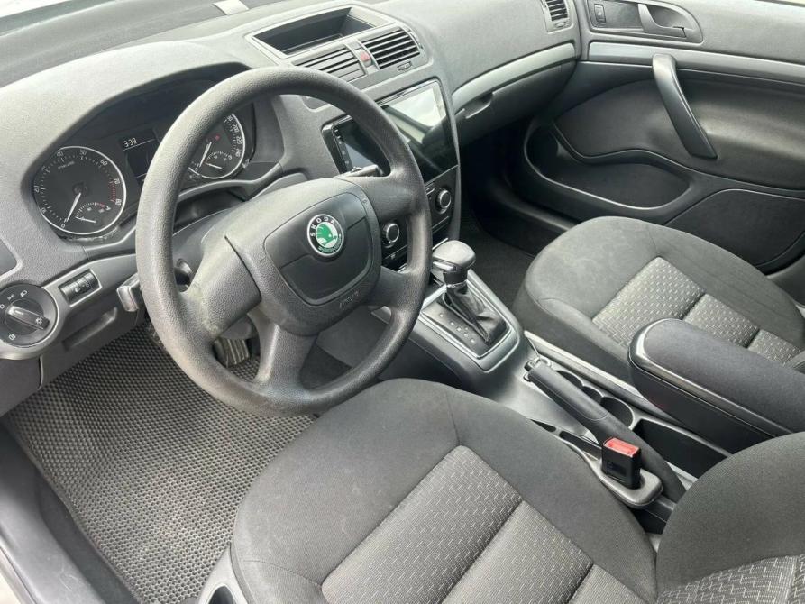 Skoda Octavia II (A5) Рестайлинг Набережные Челны  - изображение 8