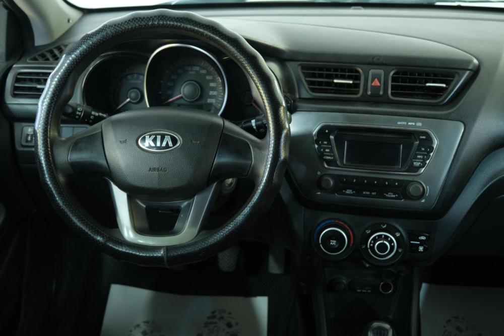 Kia Rio III Омск  - изображение 11