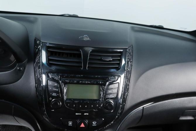 Hyundai Solaris I с пробегом 2011 года, цена 679 000 рублей, 175000 км, хэтчбек, Автокод Объявления