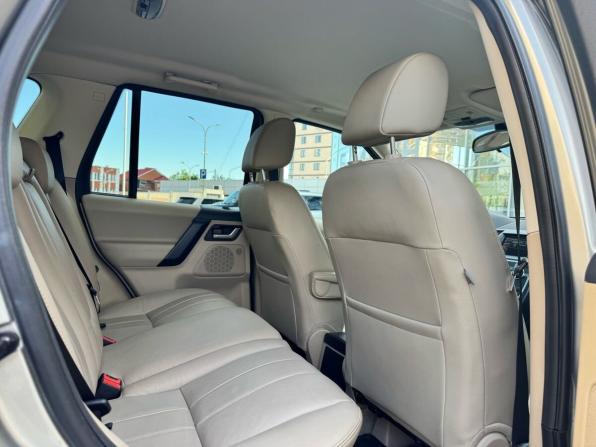 Land Rover Freelander II Рестайлинг 2 с пробегом 2014 года, цена 2 090 000 рублей, 142119 км, внедорожник, Автокод Объявления