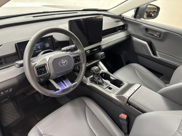 Toyota RAV4 VI (XA60) с пробегом 2026 года, цена 4 550 000 рублей, 15 км, внедорожник, Автокод Объявления