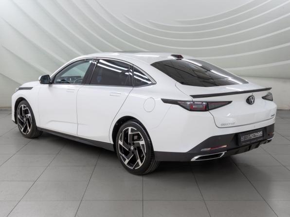 Changan Lamore с пробегом 2024 года, цена 2 098 000 рублей, 24374 км, седан, Автокод Объявления