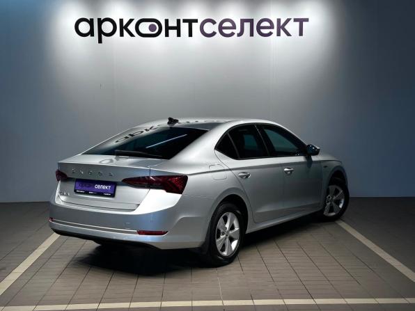 Skoda Octavia IV (A8) с пробегом 2021 года, цена 2 253 000 рублей, 103745 км, лифтбек, Автокод Объявления