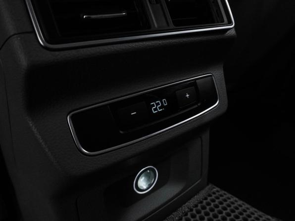 Audi Q5 II (FY) с пробегом 2018 года, цена 2 595 000 рублей, 251349 км, внедорожник, Автокод Объявления