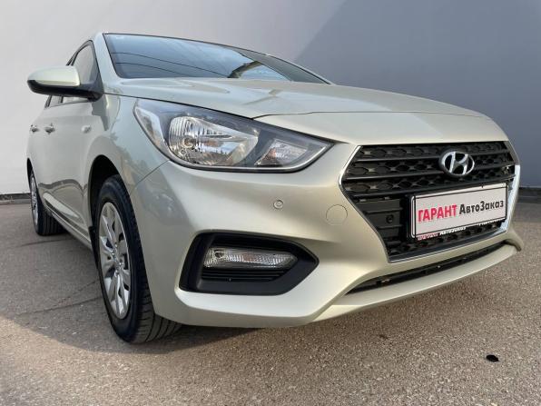 Hyundai Solaris II с пробегом 2019 года, цена 1 499 000 рублей, 74788 км, седан, Автокод Объявления
