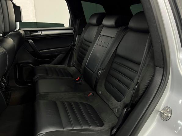 Volkswagen Touareg II с пробегом 2014 года, цена 2 360 000 рублей, 240089 км, внедорожник, Автокод Объявления