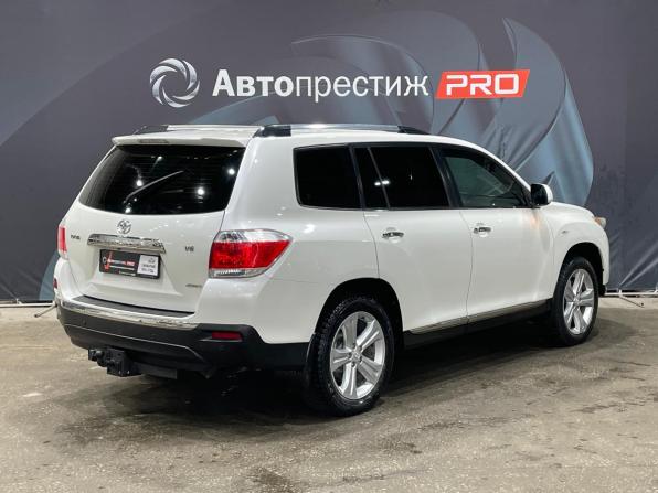 Toyota Highlander II (XU40) Рестайлинг с пробегом 2012 года, цена 1 899 000 рублей, 235892 км, внедорожник, Автокод Объявления