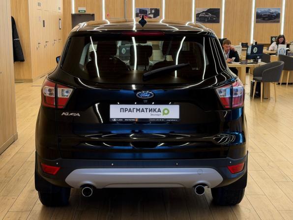 Ford Kuga II Рестайлинг с пробегом 2017 года, цена 1 590 000 рублей, 124000 км, внедорожник, Автокод Объявления