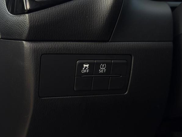 Mazda 3 III (BM) с пробегом 2014 года, цена 1 092 000 рублей, 249986 км, седан, Автокод Объявления