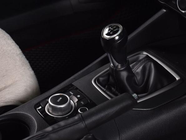 Mazda Axela III Рестайлинг с пробегом 2018 года, цена 1 199 995 рублей, 179026 км, седан, Автокод Объявления