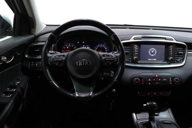 Kia Sorento III Prime Рестайлинг с пробегом 2017 года, цена 2 793 000 рублей, 55287 км, внедорожник, Автокод Объявления
