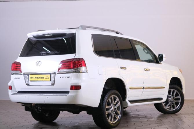 Lexus LX III Рестайлинг с пробегом 2013 года, цена 4 599 000 рублей, 227000 км, внедорожник, Автокод Объявления