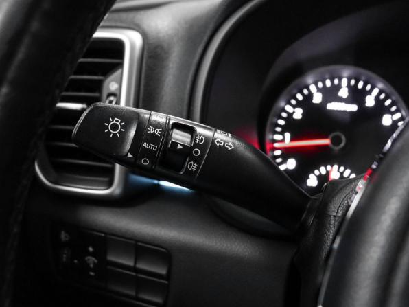 Kia Sportage IV Рестайлинг с пробегом 2018 года, цена 1 899 000 рублей, 172776 км, внедорожник, Автокод Объявления
