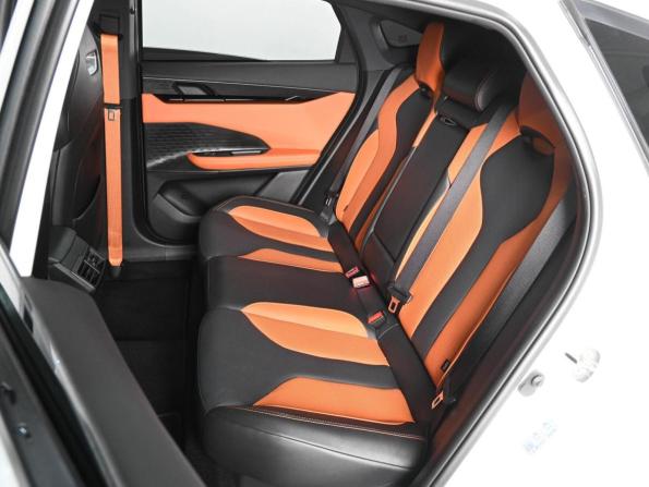 Changan UNI-V I с пробегом 2023 года, цена 2 449 000 рублей, 19086 км, лифтбек, Автокод Объявления