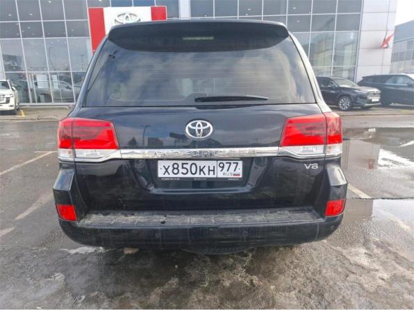 Toyota Land Cruiser 200 Series Рестайлинг 2 с пробегом 2015 года, цена 4 800 000 рублей, 199129 км, внедорожник, Автокод Объявления