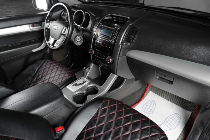 Kia Sorento II с пробегом 2011 года, цена 1 299 000 рублей, 259660 км, внедорожник, Автокод Объявления