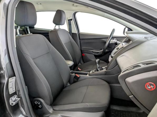 Ford Focus III Рестайлинг с пробегом 2016 года, цена 1 050 000 рублей, 102321 км, универсал, Автокод Объявления