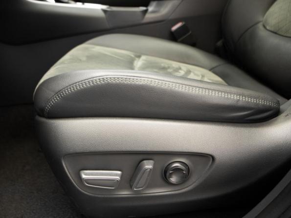 Toyota RAV4 V (XA50) с пробегом 2023 года, цена 3 449 000 рублей, 48989 км, внедорожник, Автокод Объявления