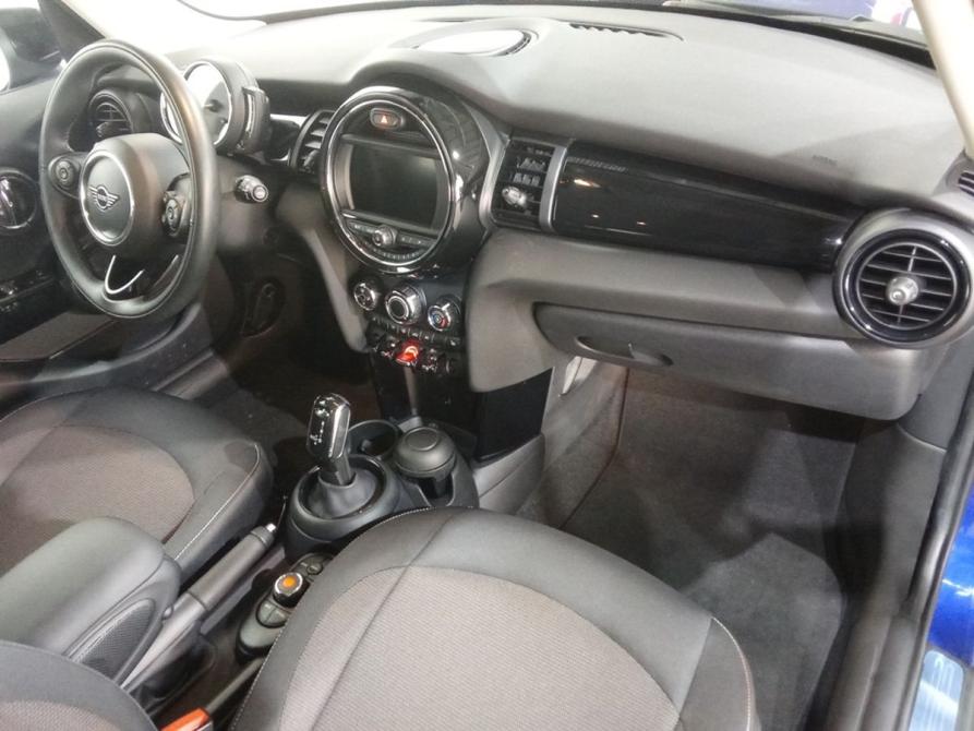 Mini Hatch III (F55/F56) Рестайлинг Москва  - изображение 9