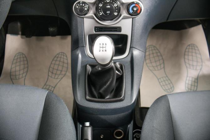 Ford Fiesta Mk6 с пробегом 2009 года, цена 359 000 рублей, 220117 км, хэтчбек, Автокод Объявления