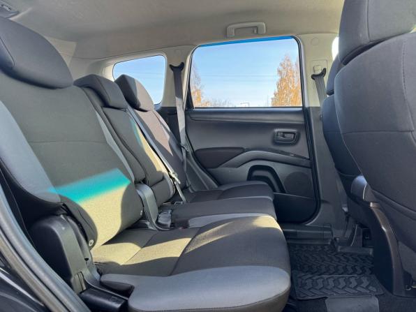 Mitsubishi Outlander II Рестайлинг с пробегом 2011 года, цена 999 000 рублей, 179242 км, внедорожник, Автокод Объявления