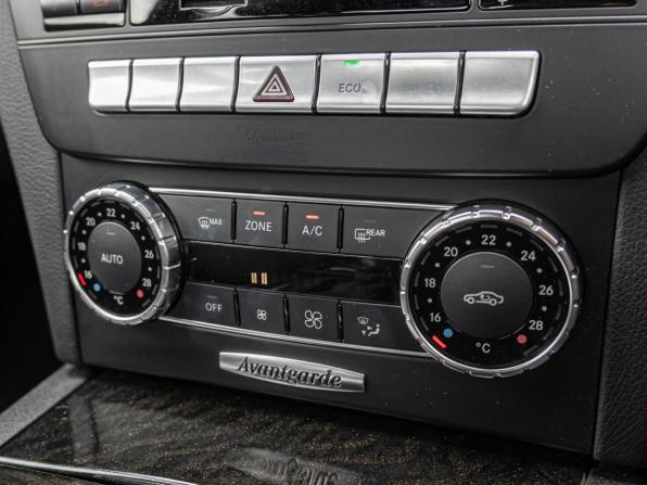 Mercedes-Benz C-Класс III (W204) Рестайлинг с пробегом 2012 года, цена 1 549 000 рублей, 68008 км, седан, Автокод Объявления