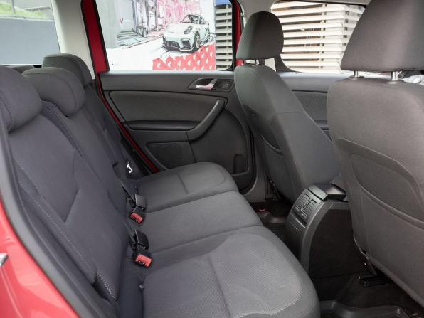 Skoda Yeti I с пробегом 2013 года, цена 1 039 000 рублей, 110073 км, внедорожник, Автокод Объявления