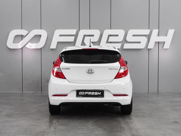 Hyundai Solaris I Рестайлинг с пробегом 2015 года, цена 999 000 рублей, 194227 км, хэтчбек, Автокод Объявления