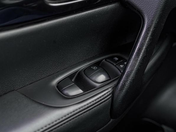 Nissan Qashqai II с пробегом 2016 года, цена 1 370 000 рублей, 223862 км, внедорожник, Автокод Объявления