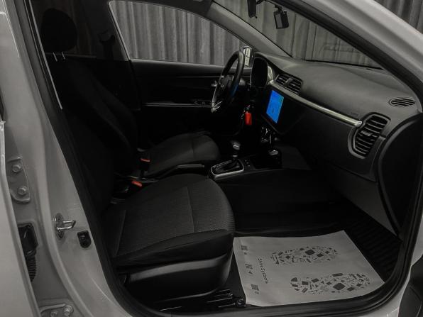 Kia Rio IV Рестайлинг с пробегом 2021 года, цена 1 270 000 рублей, 118000 км, седан, Автокод Объявления