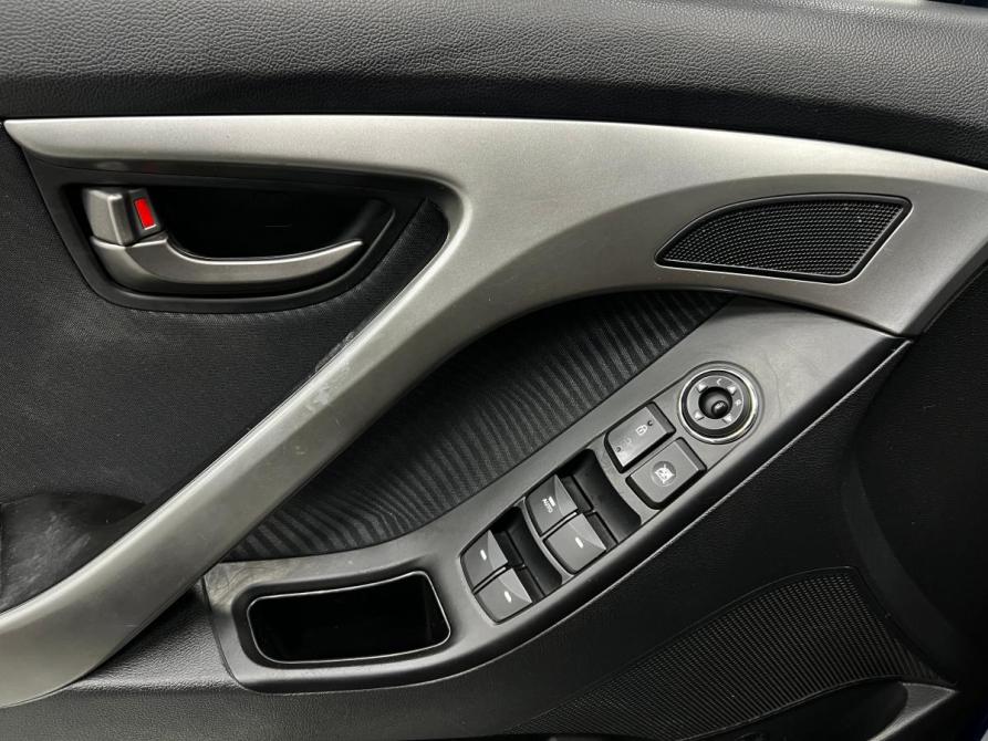 Hyundai Elantra V (MD) Казань  - изображение 12