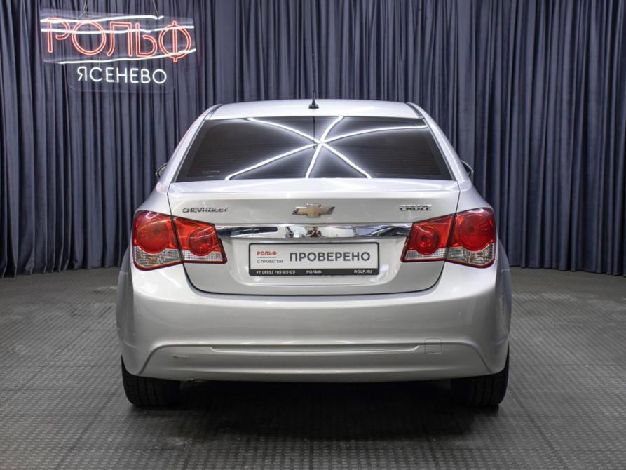 Chevrolet Cruze I Рестайлинг Москва  - изображение 6