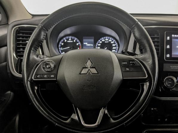 Mitsubishi Outlander III Рестайлинг 2 с пробегом 2018 года, цена 2 190 000 рублей, 51500 км, внедорожник, Автокод Объявления