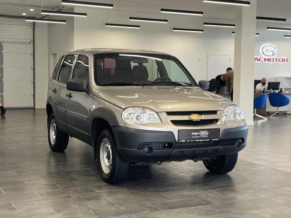 Chevrolet Niva I Рестайлинг с пробегом 2020 года, цена 596 900 рублей, 182037 км, внедорожник, Автокод Объявления