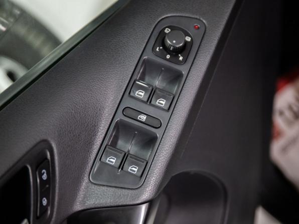 Volkswagen Tiguan I Рестайлинг с пробегом 2012 года, цена 1 090 000 рублей, 233224 км, внедорожник, Автокод Объявления