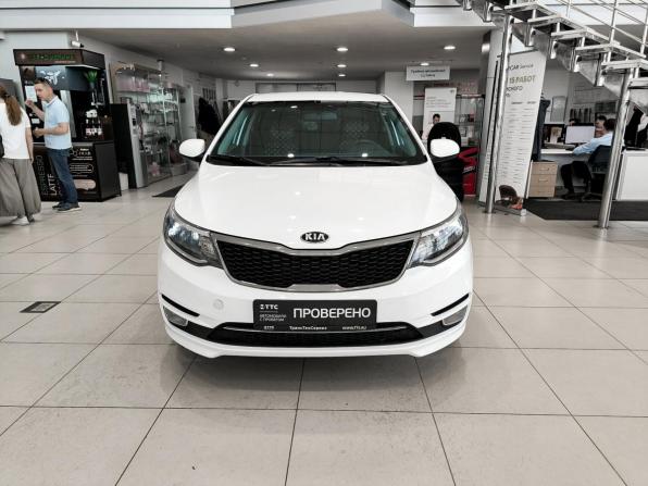 Kia Rio III Рестайлинг с пробегом 2016 года, цена 995 000 рублей, 185500 км, седан, Автокод Объявления