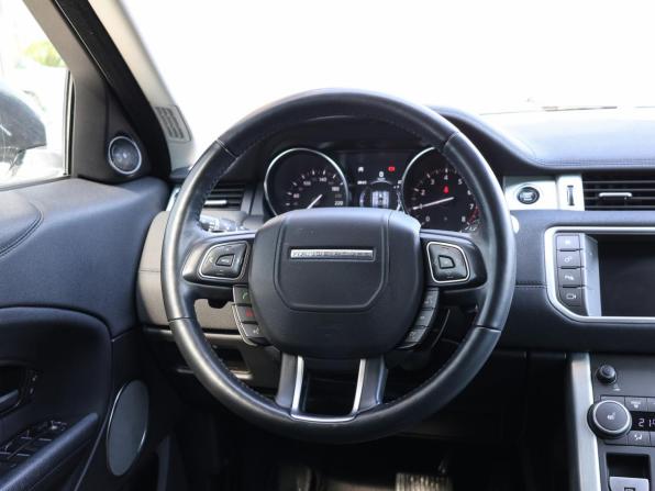 Land Rover Range Rover Evoque I Рестайлинг с пробегом 2018 года, цена 2 317 000 рублей, 129155 км, внедорожник, Автокод Объявления