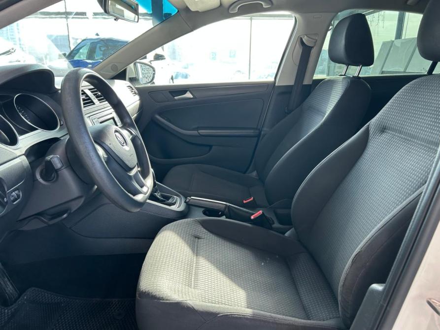 Volkswagen Jetta VI Рестайлинг Екатеринбург  - изображение 16