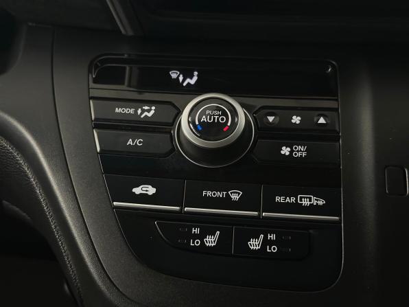Honda Freed II Рестайлинг с пробегом 2021 года, цена 2 190 000 рублей, 70906 км, компактвэн, Автокод Объявления