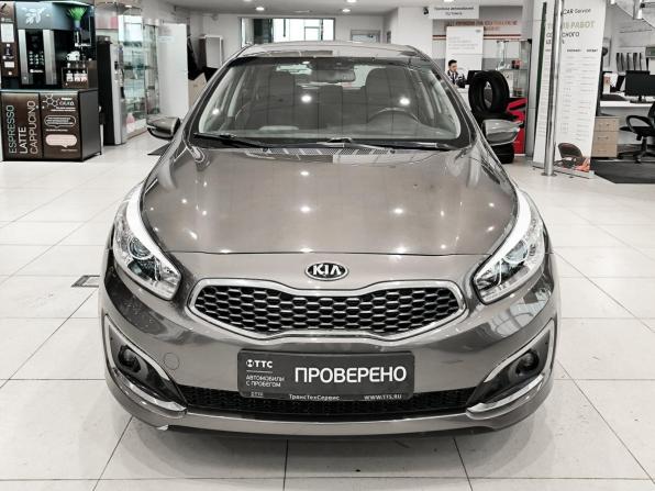 Kia Ceed II Рестайлинг с пробегом 2018 года, цена 1 350 000 рублей, 127730 км, хэтчбек, Автокод Объявления