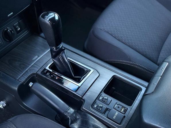 Toyota Land Cruiser Prado 150 Series Рестайлинг 1 с пробегом 2014 года, цена 3 180 000 рублей, 190000 км, внедорожник, Автокод Объявления