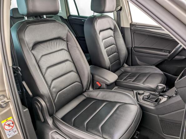 Volkswagen Tiguan II с пробегом 2018 года, цена 2 955 000 рублей, 89168 км, внедорожник, Автокод Объявления
